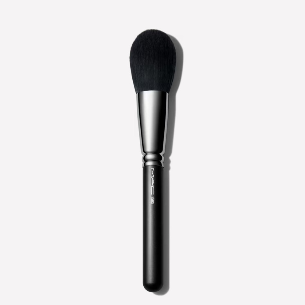 MAC Cosmetics Black Professional Powder Brush